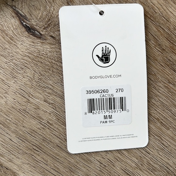 Body glove Pam one piece, new with tags - Picture 7 of 17